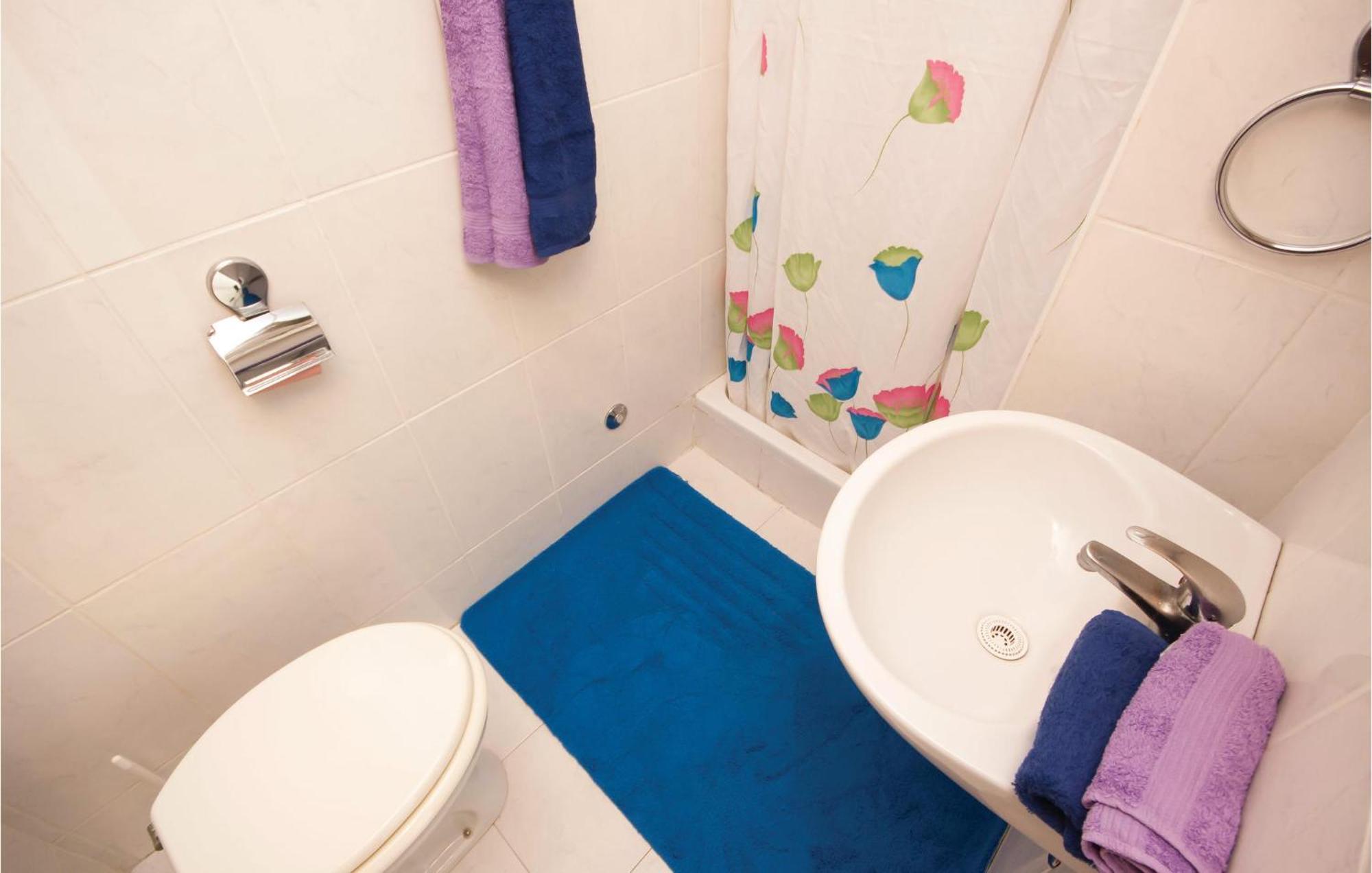 Cozy Apartment In Brodarica With Wifi מראה חיצוני תמונה